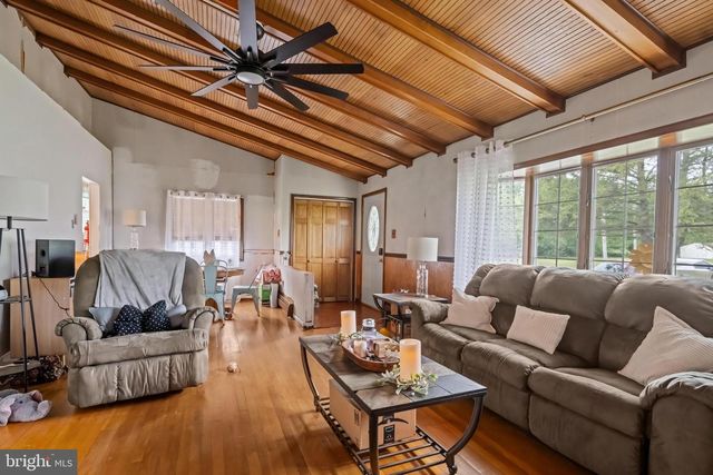 148 E CENTRAL AVENUE, Hammonton, NJ 08037