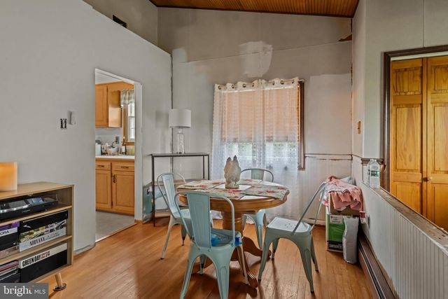 148 E CENTRAL AVENUE, Hammonton, NJ 08037
