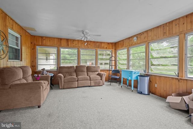 148 E CENTRAL AVENUE, Hammonton, NJ 08037