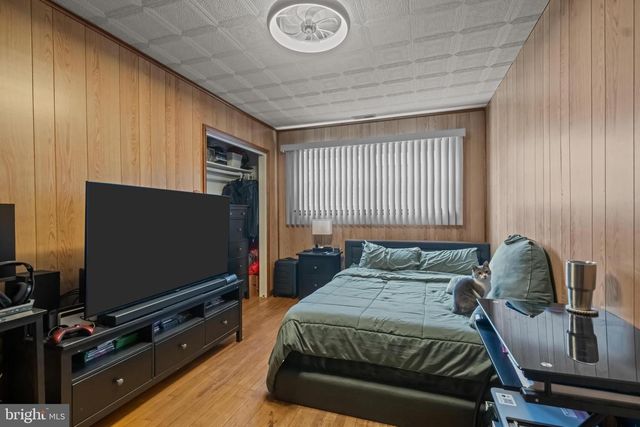 148 E CENTRAL AVENUE, Hammonton, NJ 08037