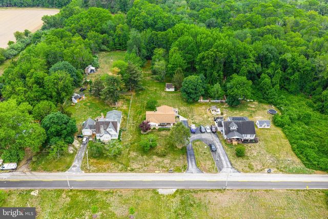 148 E CENTRAL AVENUE, Hammonton, NJ 08037