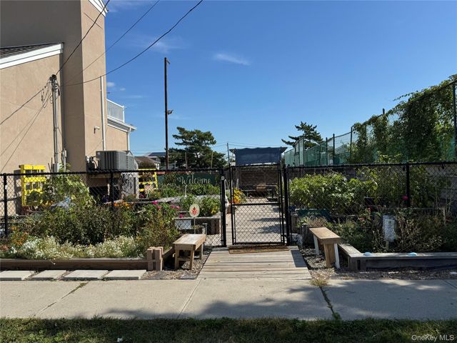 54 Acapulco Street, Atlantic Beach, NY 11509