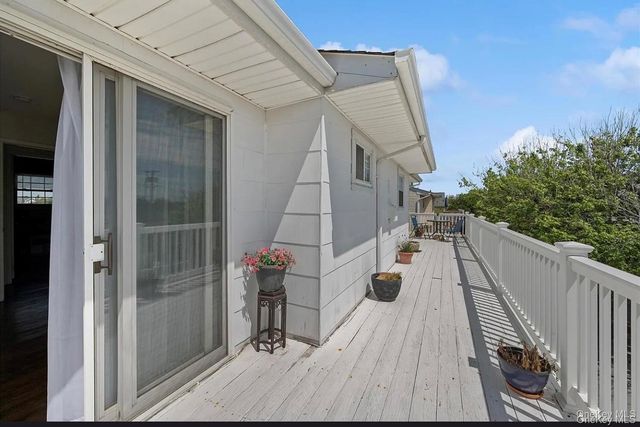 54 Acapulco Street, Atlantic Beach, NY 11509