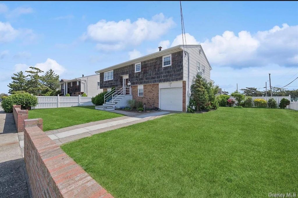 54 Acapulco Street, Atlantic Beach, NY 11509 — photo 2