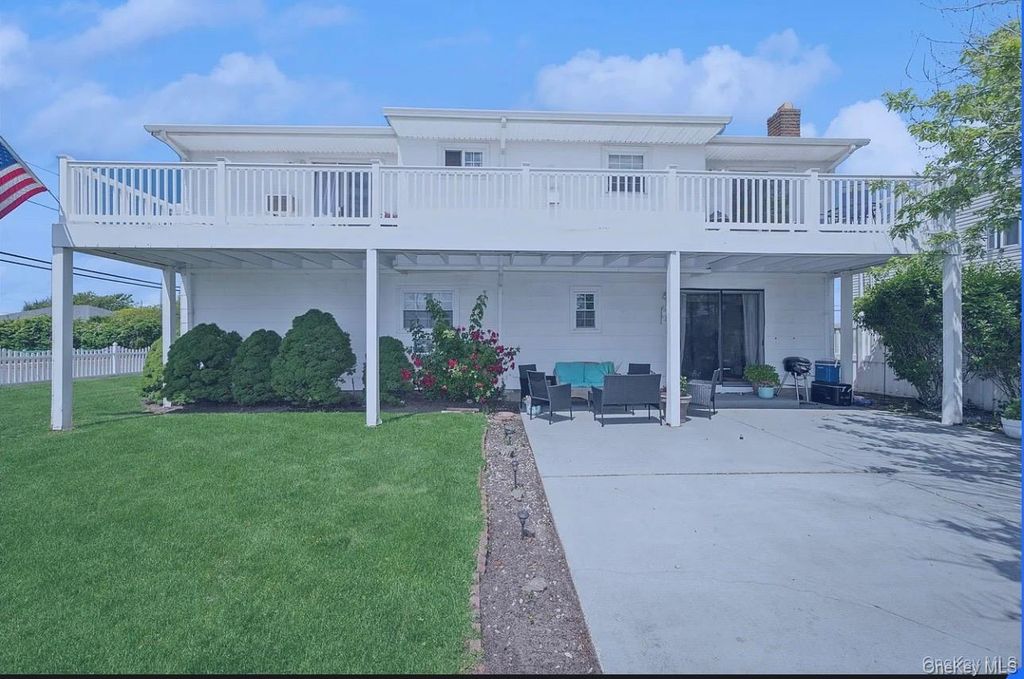 54 Acapulco Street, Atlantic Beach, NY 11509 — photo 4