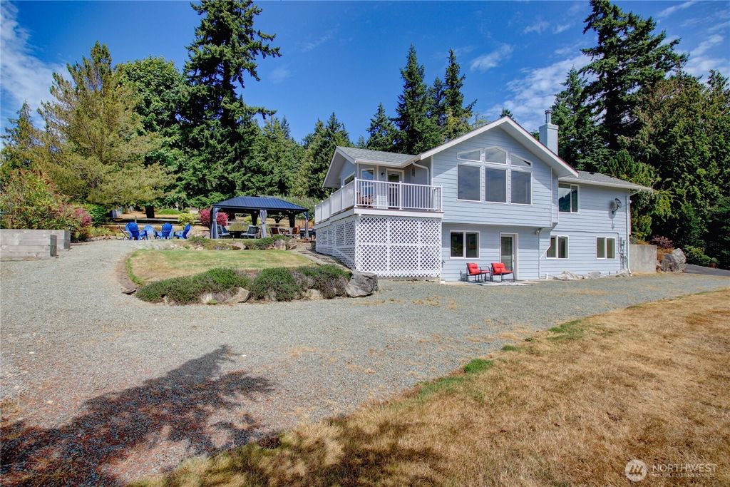17910 Mountain Ridge Drive, Mount Vernon, WA 98274