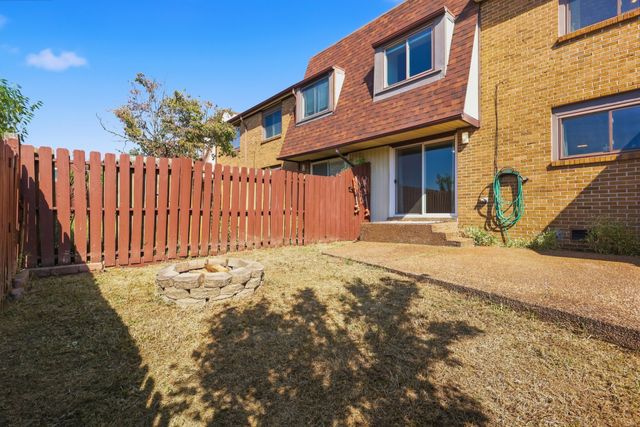 1039 Heritage Dr, Madison, TN 37115