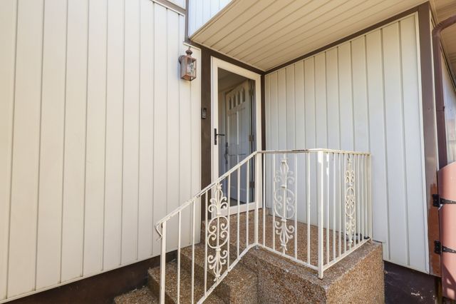 1039 Heritage Dr, Madison, TN 37115