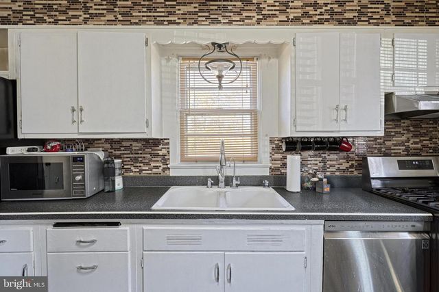 2900 SPRUCE ST, Harrisburg, PA 17109