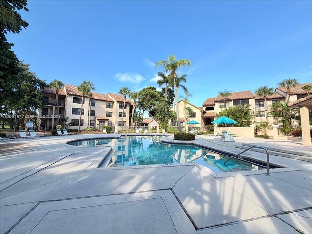 4441 W Mcnab Rd 21, Pompano Beach, FL 33069