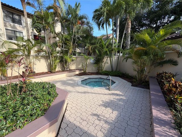 4441 W Mcnab Rd 21, Pompano Beach, FL 33069