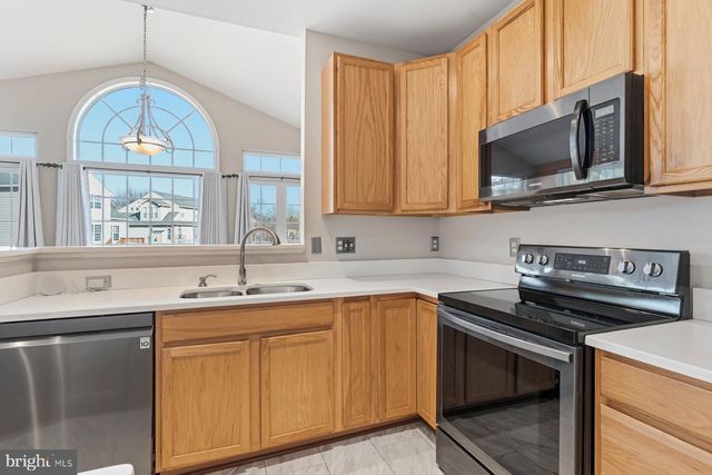 6171 MCCARTHY DR, King George, VA 22485