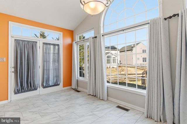 6171 MCCARTHY DR, King George, VA 22485