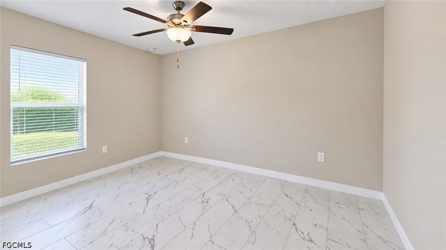513 NW 16th PL, Cape Coral, FL 33993
