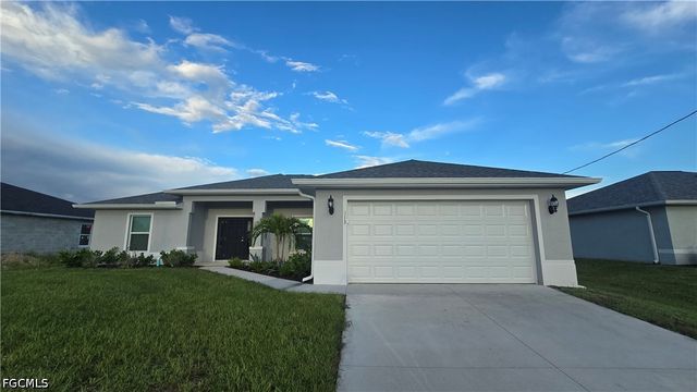 513 NW 16th PL, Cape Coral, FL 33993