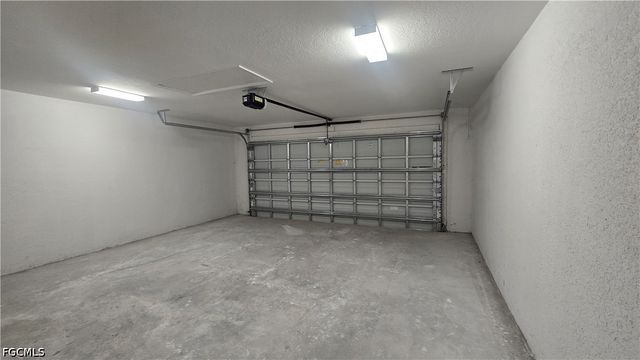 513 NW 16th PL, Cape Coral, FL 33993