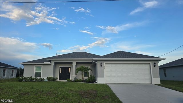 513 NW 16th PL, Cape Coral, FL 33993
