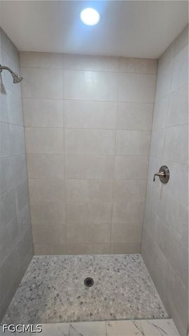 513 NW 16th PL, Cape Coral, FL 33993