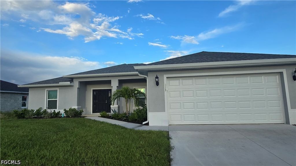 513 NW 16th PL, Cape Coral, FL 33993