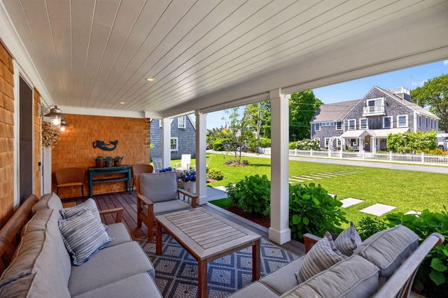 60 Bayberry Road, West Yarmouth, MA 02673