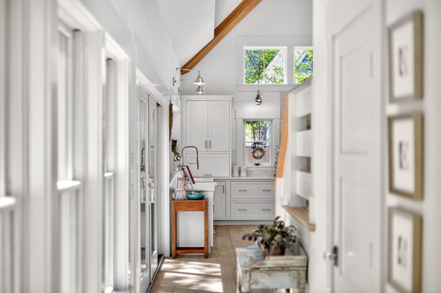 60 Bayberry Road, West Yarmouth, MA 02673