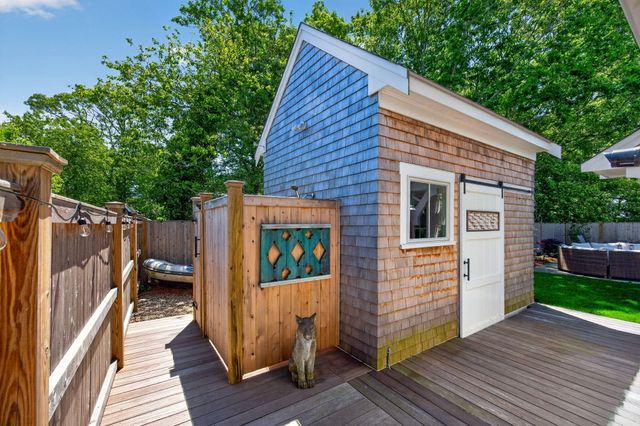 60 Bayberry Road, West Yarmouth, MA 02673