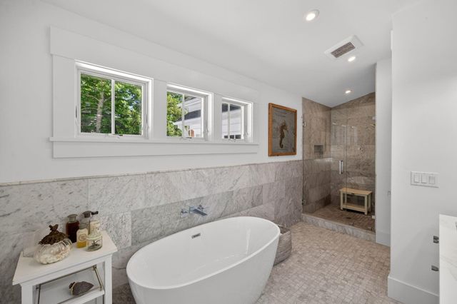 60 Bayberry Road, West Yarmouth, MA 02673