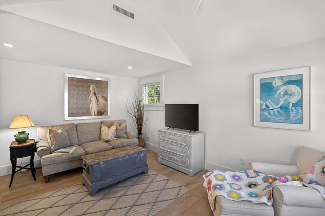 60 Bayberry Road, West Yarmouth, MA 02673