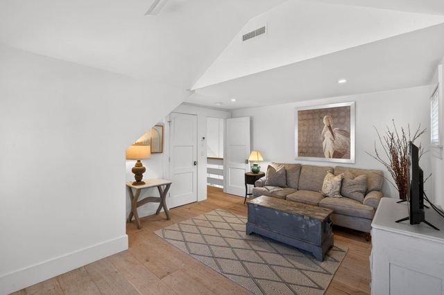 60 Bayberry Road, West Yarmouth, MA 02673