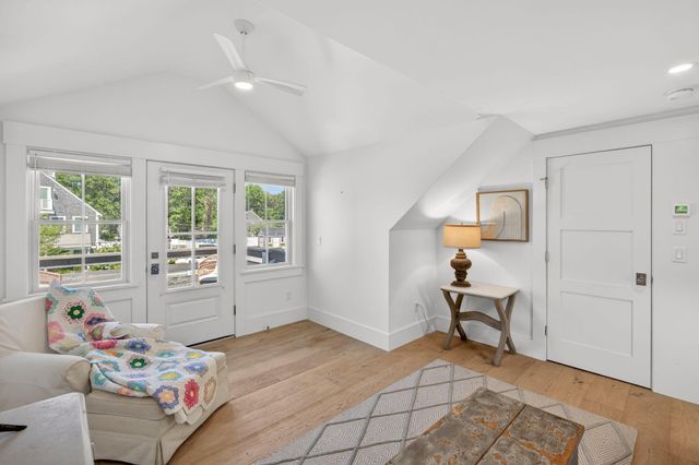 60 Bayberry Road, West Yarmouth, MA 02673
