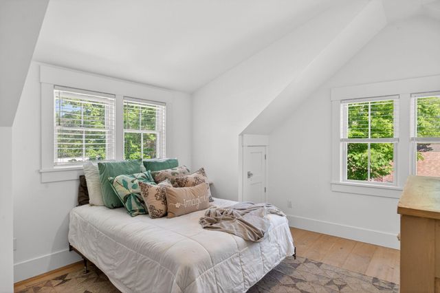 60 Bayberry Road, West Yarmouth, MA 02673