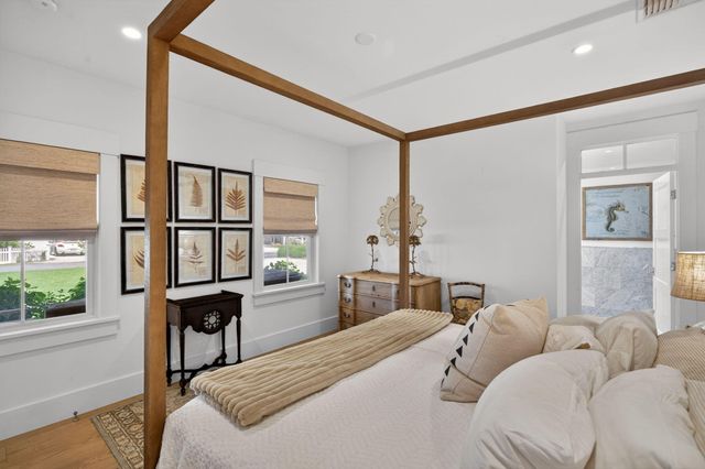 60 Bayberry Road, West Yarmouth, MA 02673
