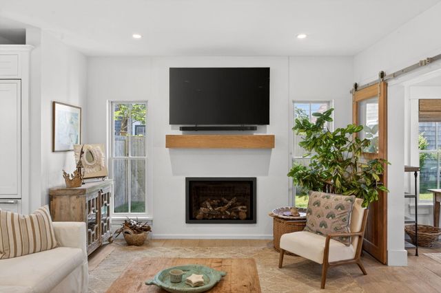 60 Bayberry Road, West Yarmouth, MA 02673