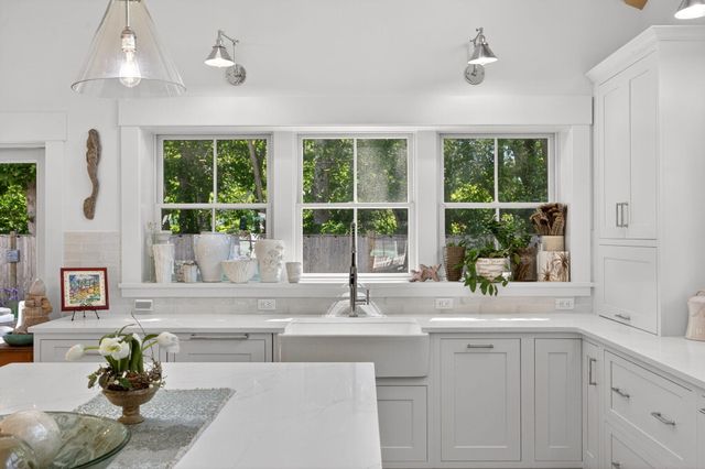 60 Bayberry Road, West Yarmouth, MA 02673