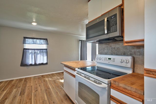 8014 W Holt St., Boise, ID 83704