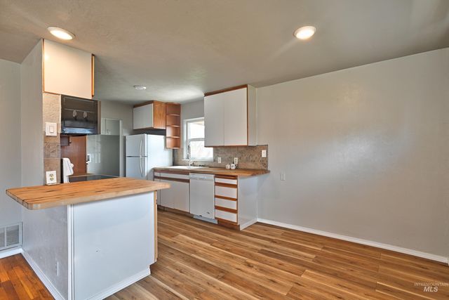 8014 W Holt St., Boise, ID 83704
