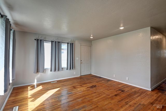 8014 W Holt St., Boise, ID 83704