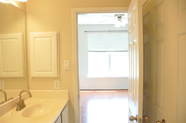 12707 Boheme Drive 906, Houston, TX 77024
