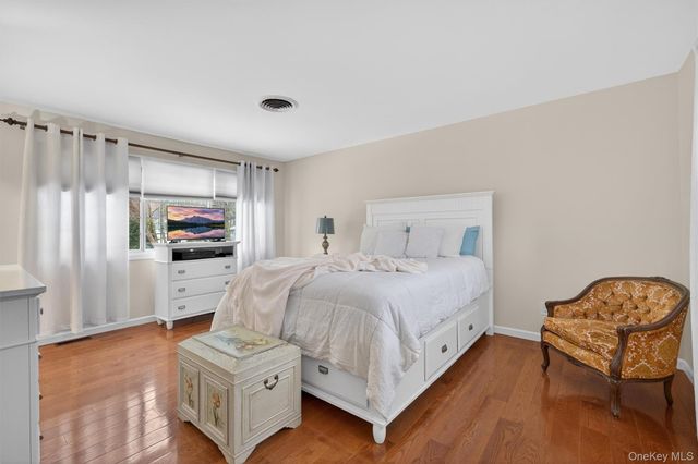 22 Morris Drive, New City, NY 10956