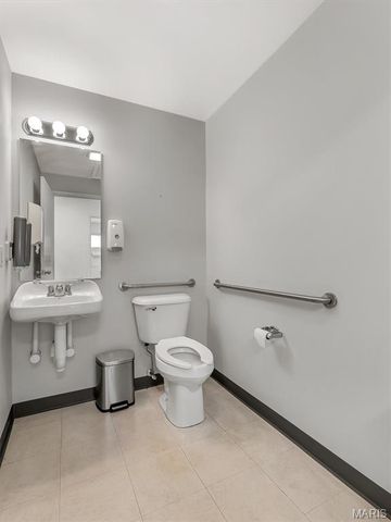 319 N 1st Street, Pacific, MO 63069