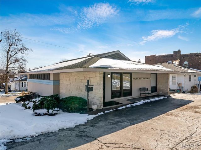 319 N 1st Street, Pacific, MO 63069