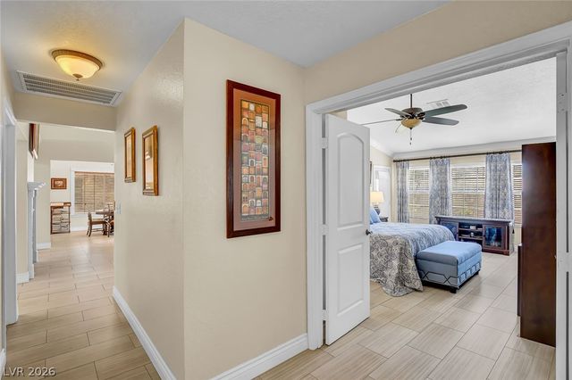 5128 Linkside Drive, Las Vegas, NV 89130