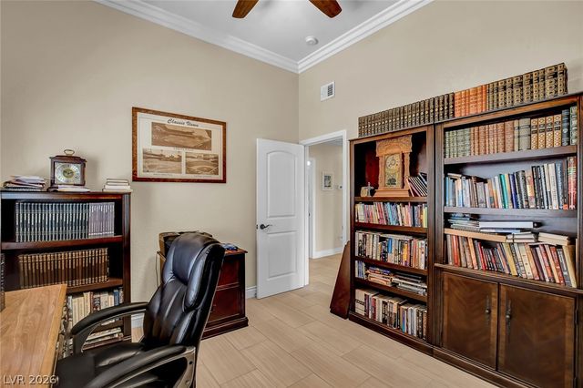 5128 Linkside Drive, Las Vegas, NV 89130