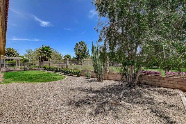 5128 Linkside Drive, Las Vegas, NV 89130