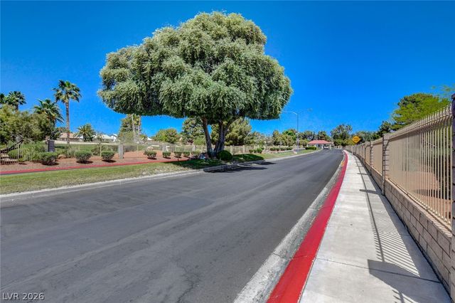 5128 Linkside Drive, Las Vegas, NV 89130
