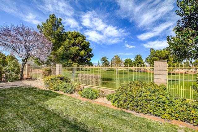 5128 Linkside Drive, Las Vegas, NV 89130