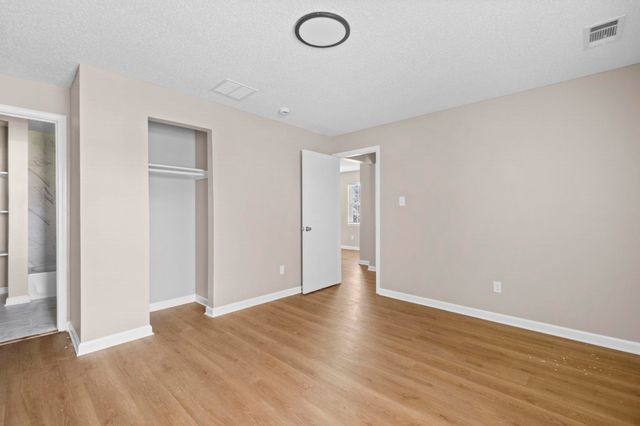 1628 CHERRY RD, Memphis, TN 38117