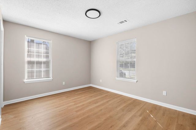 1628 CHERRY RD, Memphis, TN 38117