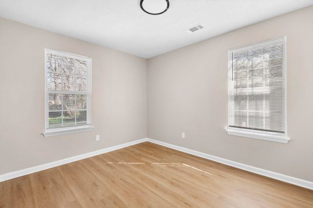 1628 CHERRY RD, Memphis, TN 38117