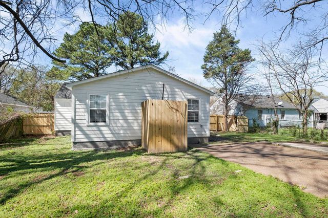 1628 CHERRY RD, Memphis, TN 38117